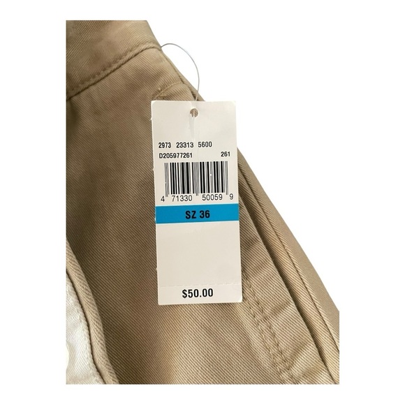 Izod Men's Tan Flat Front Shorts - Picture 8 of 13